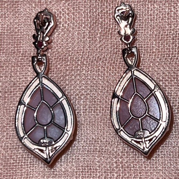 Peruvian Pink (carved) Opal & Orissa Rhodolite
Garnet Drop Earrings  NWT - Picture 8 of 11